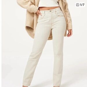 NWT!!! Good American Straight Jeans in Bone (beige/off white) size 6 / 28